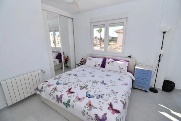 Chalet en Barrio Lomas de Cabo Roig-Los Dolses
