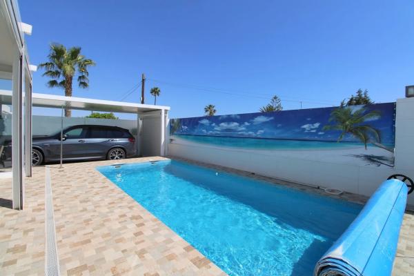 Chalet en Barrio Lomas de Cabo Roig-Los Dolses