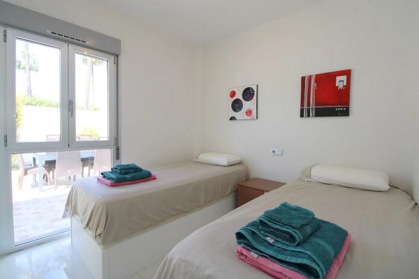 Chalet en Barrio Lomas de Cabo Roig-Los Dolses