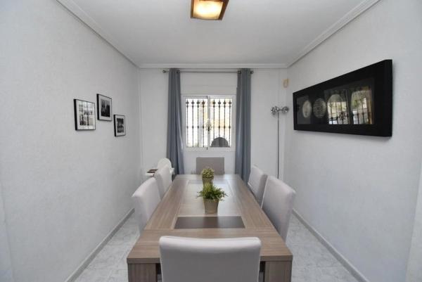 Chalet en Barrio Villamartín-Las Filipinas