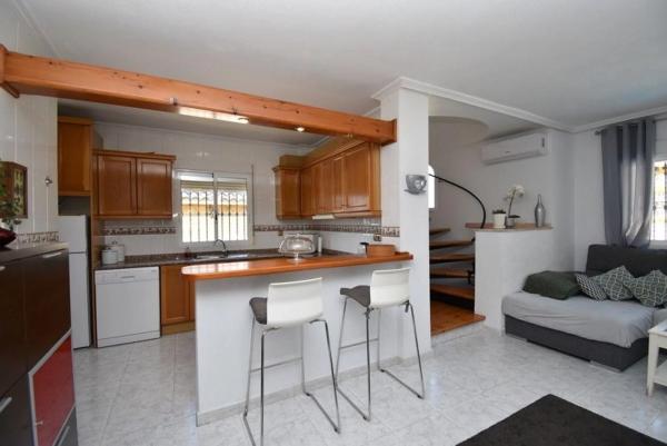 Chalet en Barrio Villamartín-Las Filipinas