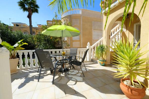 Chalet en Barrio Villamartín-Las Filipinas