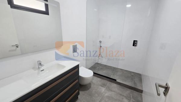 Chalet en Barrio Los Balcones y los Altos