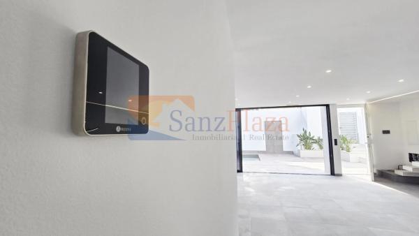 Chalet en Barrio Los Balcones y los Altos