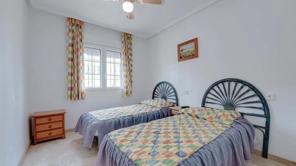 Chalet en Barrio Lomas de Cabo Roig-Los Dolses