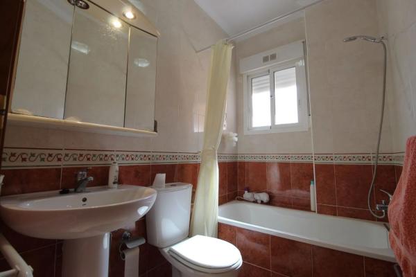Chalet en Barrio Los Balcones y los Altos