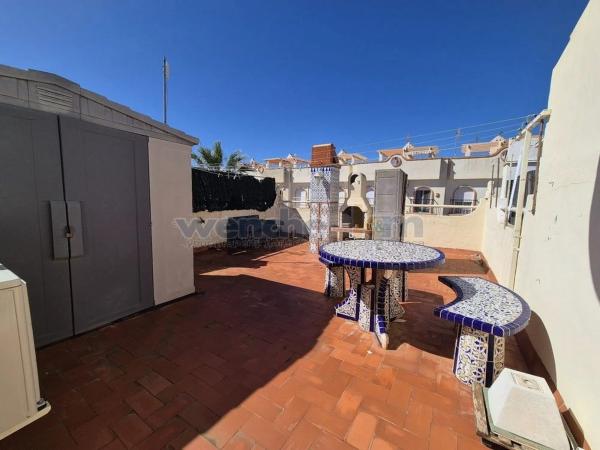 Chalet en Barrio Los Almendros-La Florida