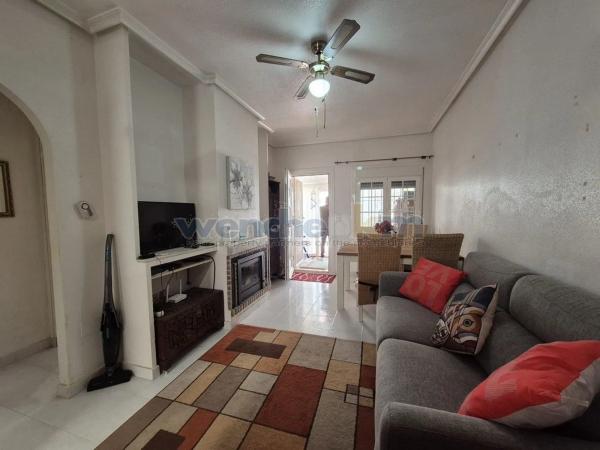 Chalet en Barrio Los Almendros-La Florida