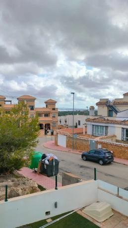Chalet adosado en calle Duero, 23