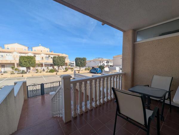 Chalet en Barrio Los Balcones y los Altos