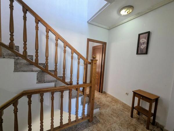 Chalet en Barrio Los Balcones y los Altos