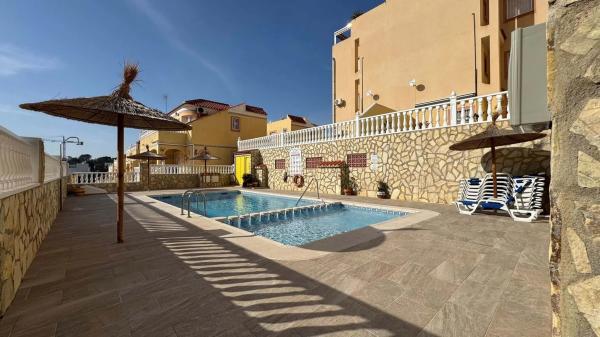 Chalet en Barrio Villamartín-Las Filipinas
