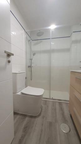 Piso en avenida teodomiro, 56