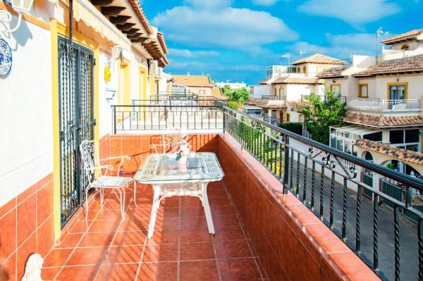 Chalet adosado en calle Torre