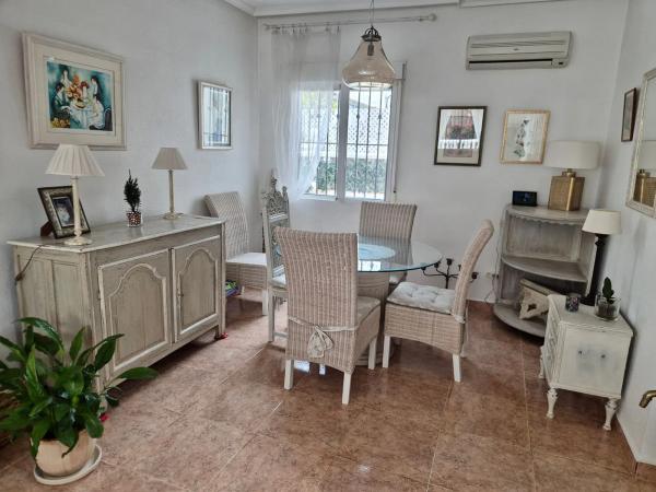 Chalet adosado en calle Niágara