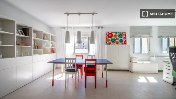 Studio for rent in Brasil, Cadiz
