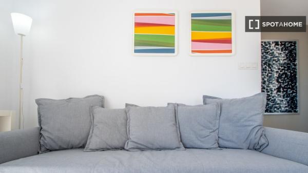 Studio for rent in Brasil, Cadiz