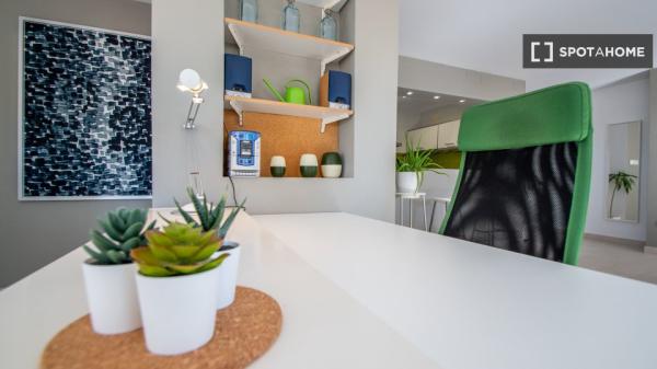 Studio for rent in Brasil, Cadiz