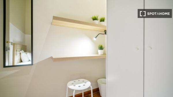 Se alquila habitación en Vila de Gràcia, Barcelona