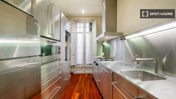 Se alquila habitación en Vila de Gràcia, Barcelona