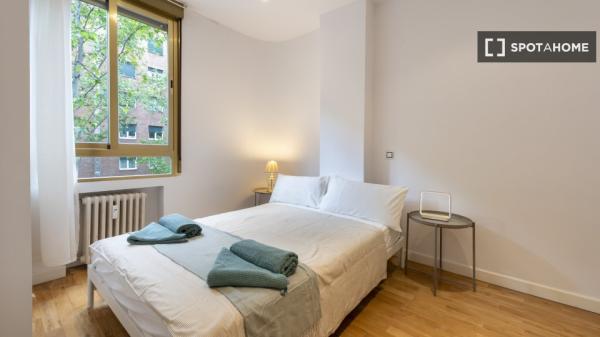 Estudio en alquiler en Castillejos, Madrid