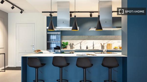 Habitación en piso compartido en barcelona.
