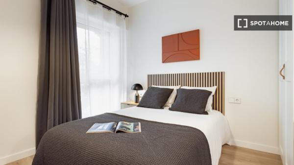 Habitación en piso compartido en barcelona.