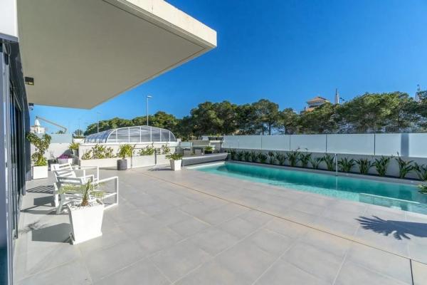 Chalet en Barrio Aguamarina