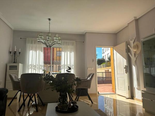 Chalet en Barrio Villamartín-Las Filipinas