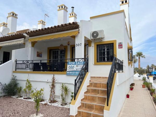 Chalet en Barrio Campoamor