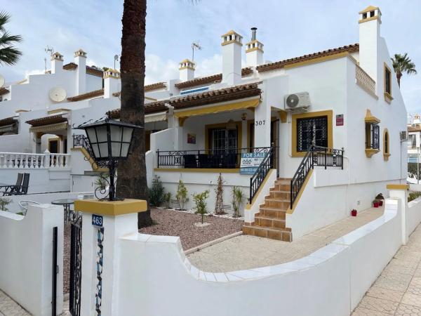 Chalet en Barrio Campoamor